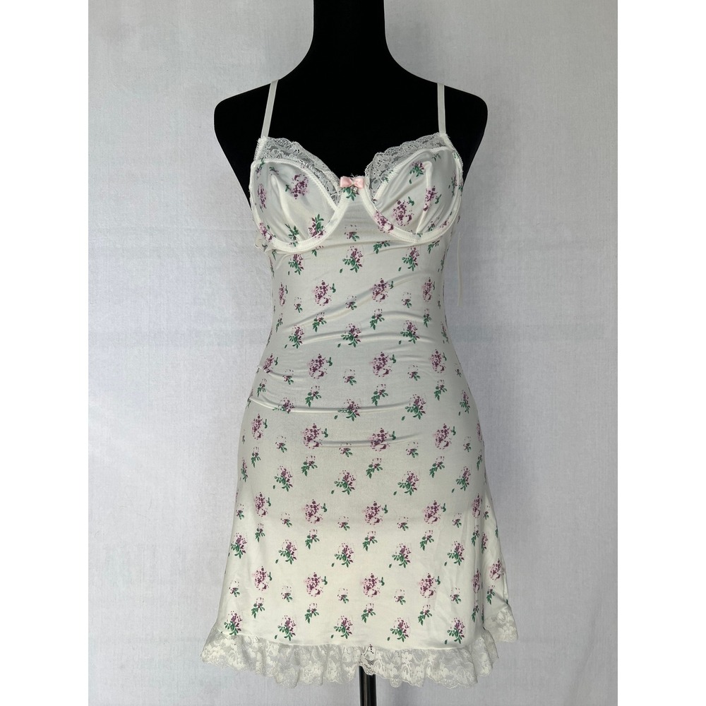 Y2K White Floral Lace Trim Slip lingerie XS Built-In Bra Cami Dress Coquette